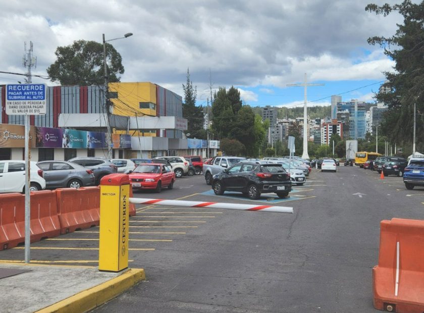 2024_08_15_ESTACIONAMIENTOS_LA_CAROLINA