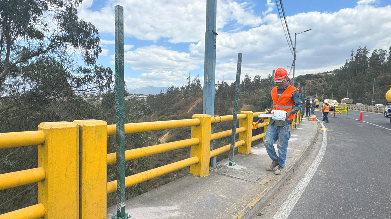 2024_09_03_REFORZAMOS_SEGURIDAD_PUENTES_DMQ