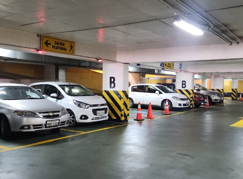 2024_11_13_ESTACIONAMIENTOS_QUITO