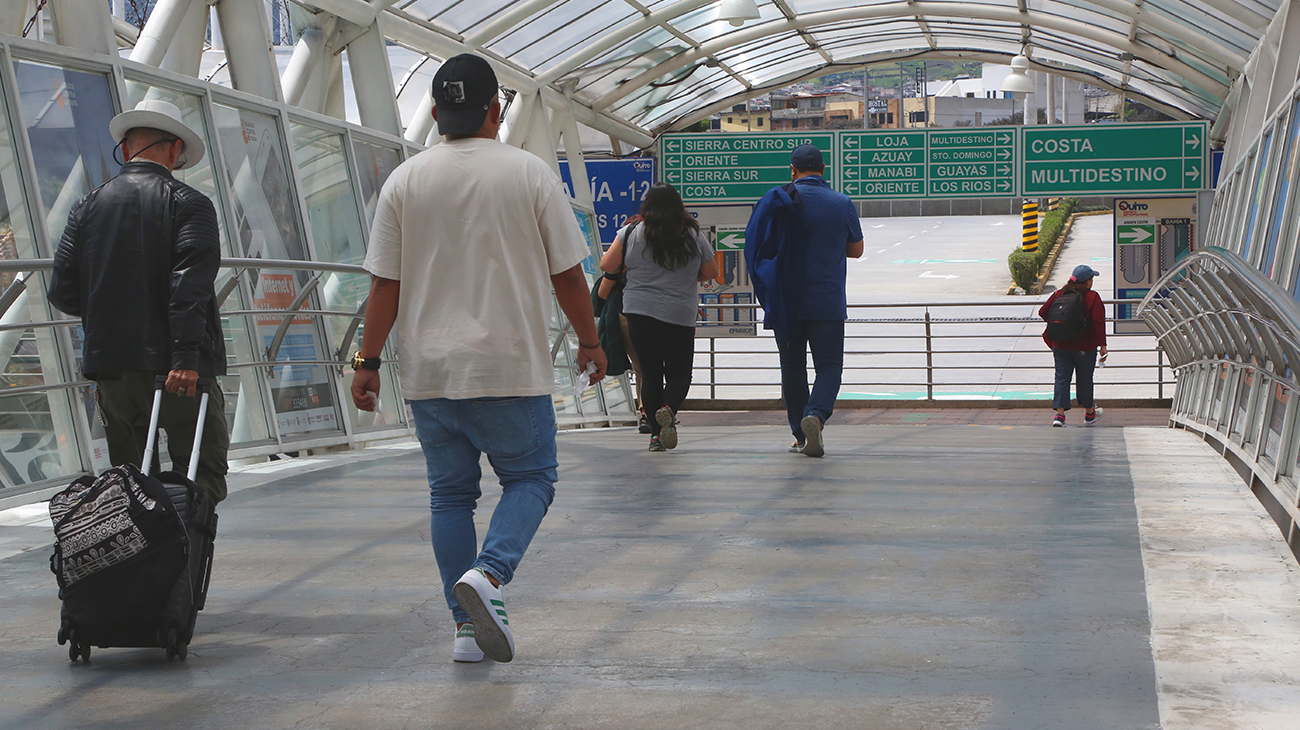 2025_04_15_FERIADO_SEMANA_SANTA_2025