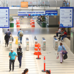 Terminales terrestres de Quito movilizaron a 114 mil personas por elecciones presidenciales