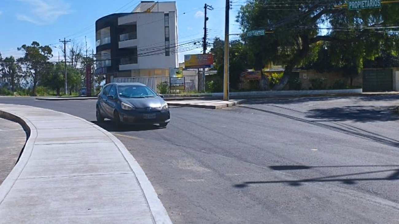 2025_04_22_TRAMO_VIAL_POMASQUI_SOLUCIN_ANTIDESLIZAMIENTOS